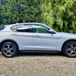 Alfa Romeo Stelvio Sprint