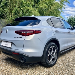 Alfa Romeo Stelvio Sprint